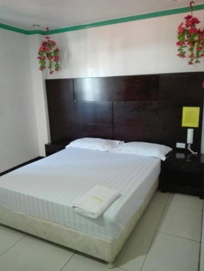 Asia Novo Boutique Hotel - Kalibo Luaran gambar